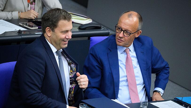 Am Dienstag Klingbeil, am Mittwoch Merz: Vizekanzler und Kanzler reden in der Haushaltswoche im Bundestag.