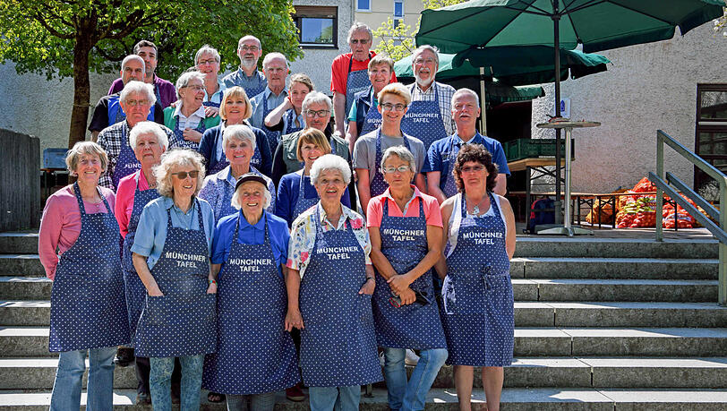 Das Team der Ausgabestelle in Oberföhring. Das Team der Ausgabestelle in Oberföhring.