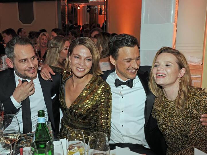 Moritz Bleibtreu, Jessica Schwarz, Florian David Fitz und Karoline Herfurth (v-l) beim Deutschen Filmball im Bayerischen Hof.