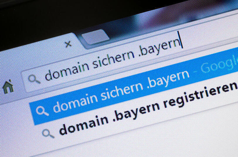 Ein Stück weiß-blaue Heimat im Internet: Ab Dienstag können sich Unternehmen und Bürger eine Internet-Adresse mit der Domain-Endung ".bayern" reservieren lassen.