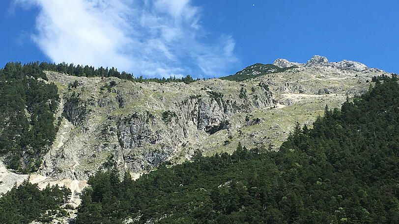 Tödlicher Alpinunfall auf dem Mittenwalder Höhenweg im Karwendel. Die Bilder vom Gebiet, in dem es zu dem verhängsnivollen Steinschlag kam.