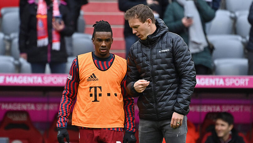 Omar Richards (li.) schätzt seinen Trainer Julian Nagelsmann sehr.