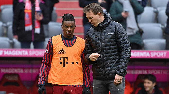 Omar Richards (li.) schätzt seinen Trainer Julian Nagelsmann sehr.