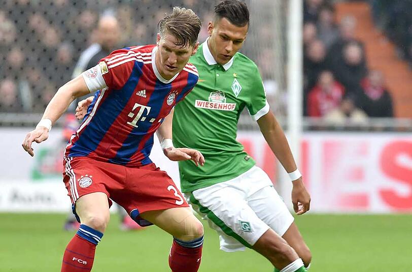 BASTIAN SCHWEINSTEIGER: NOTE 3
Der Kapitän leistete einige Fehlpässe, wirkte nicht immer super konzentriert. Manchmal fahrig und ungenau. Ging voran, als es ab Mitte der zweiten Hälfte ruppig und jähzornig wurde. Im Clinch mit Junuzovic, danach folgte mehrere Male Rudelbildung.