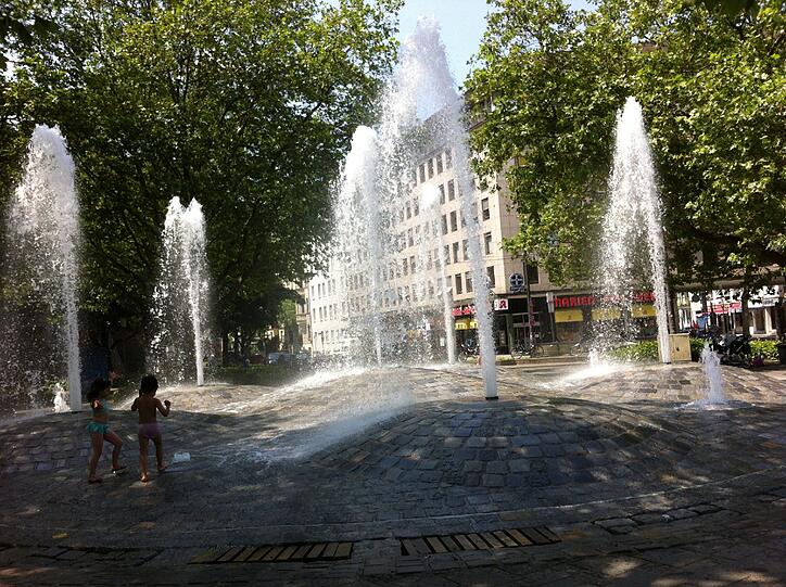 Die Fontänen am Sendlinger-Tor-Platz.