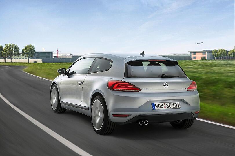 Markante Neuerung: Der aufgefrischte VW Scirocco bekommt LED-Rückleuchten. Die Motoren sind neu oder wurden überarbeitet.