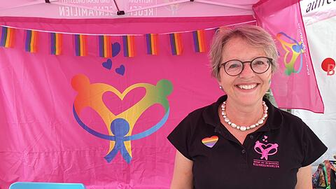 Stephanie Gerlach beim Lesbischen Angertorstraßenfest.