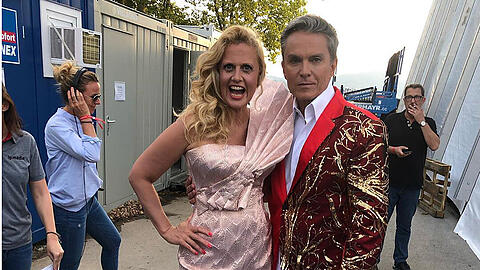 Barbara Schöneberger und Alfons Haider präsentierten am Samstagabend die Starnacht am Wörthersee.