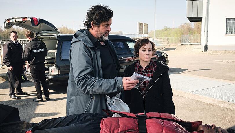 Friedemann Berg (Hans-Jochen Wagner) und Franziska Tobler (Eva Löbau) ermitteln im "Tatort: Das geheime Leben unserer Kinder".