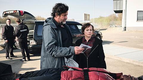 Friedemann Berg (Hans-Jochen Wagner) und Franziska Tobler (Eva Löbau) ermitteln im "Tatort: Das geheime Leben unserer Kinder".