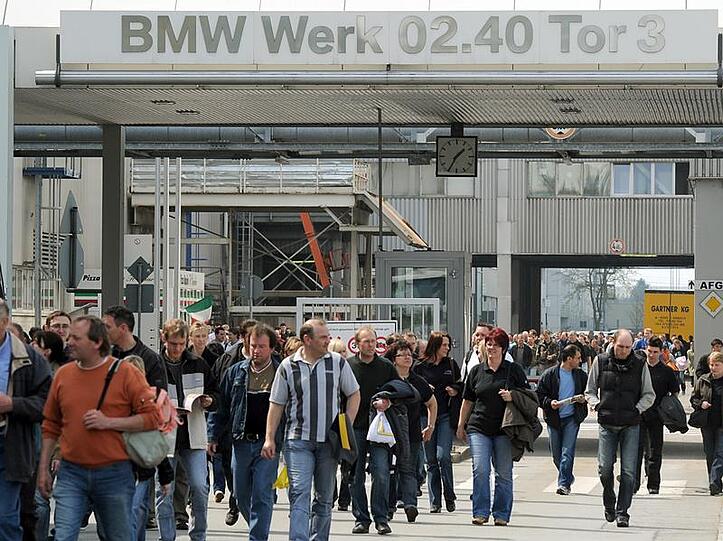 Zwangspause wegen der Aschewolke im BMW-Werk in Dingolfing