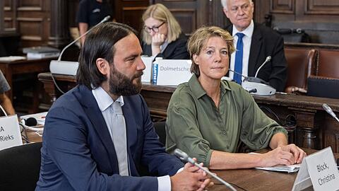 Die Angeklagte Block bestreitet, vorher von Tatpl&auml;nen gewusst zu haben.