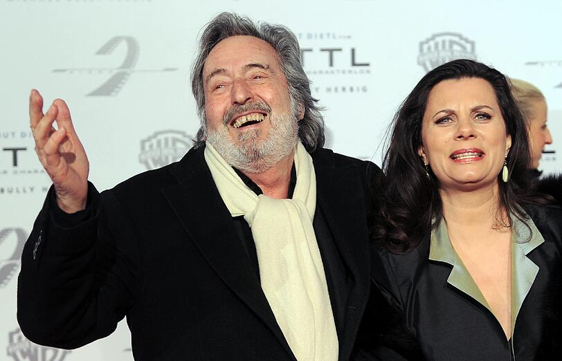 Helmut Dietl und seine Frau Tamara im Jahr 2012 in Berlin bei der Premiere von "Zettl".