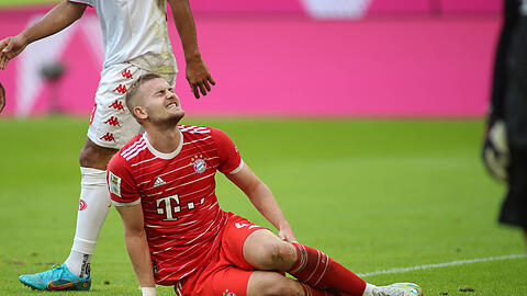Matthijs de Ligt hat sich beim Spiel gegen den FSV Mainz 05 verletzt.