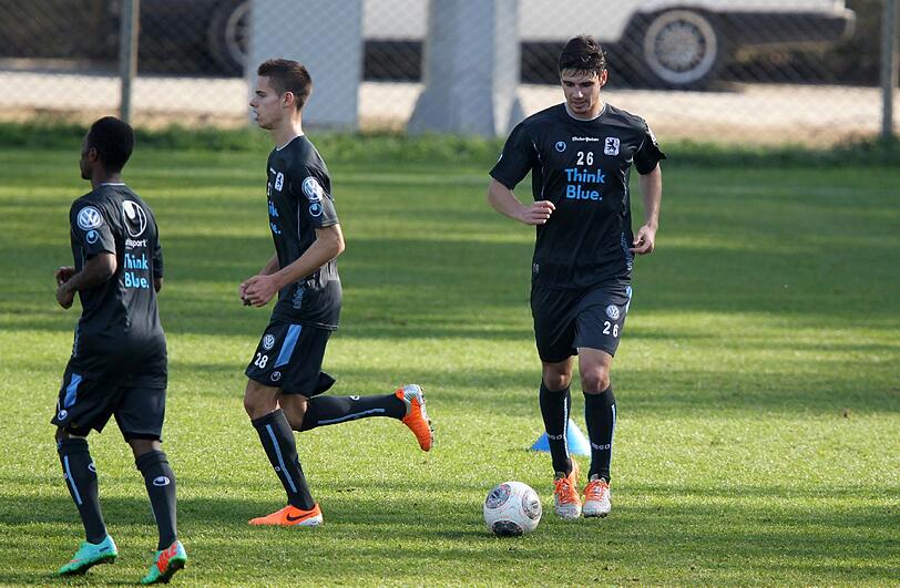 Die Bilder von der Vormittagseinheit am zweiten Tag des Trainingslagers.
