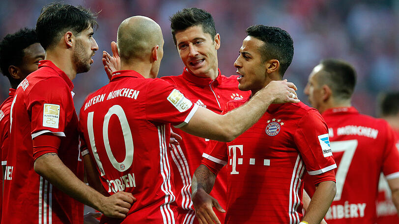 Marktwert Kader FC Bayern: 566,15 Millionen Euro (Quelle: transfermarkt.de).
