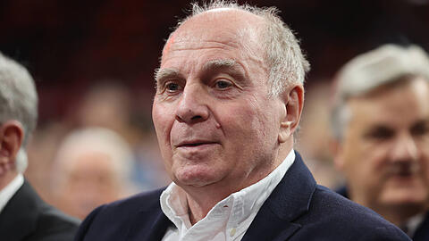 Steht seinen Spielern vor allem in schwierigen Zeiten zur Seite: Der legendäre Bayern-Manager Uli Hoeneß.