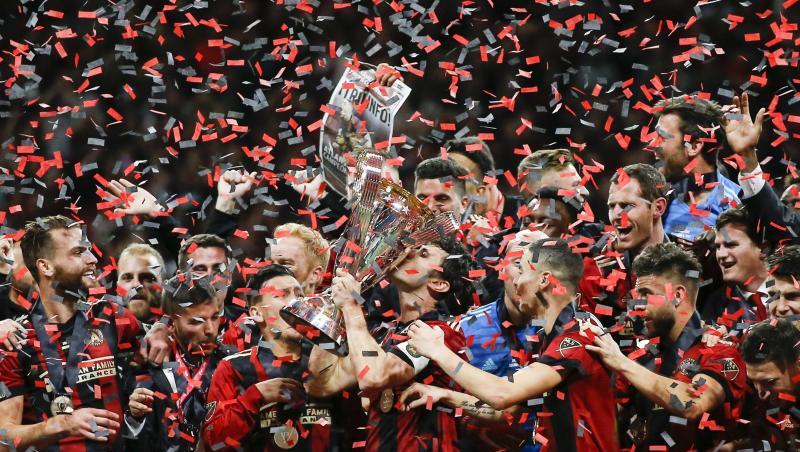 Die Spieler von Atlanta United (M) feiern den Sieg im MLS-Finale. Die Spieler von Atlanta United (M) feiern den Sieg im MLS-Finale.