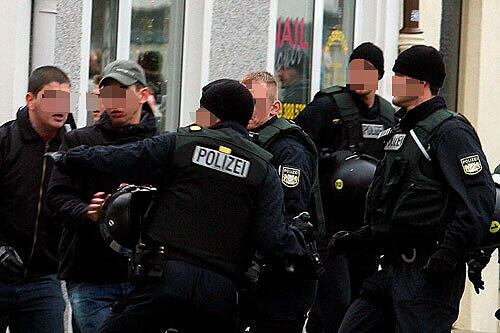 Polizeieinsatz beim Derby am 9. Dezember 2007
