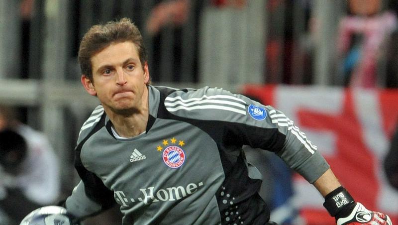 Seit dem Rückspiel beim FC Barcelona die neue Nummer eins im Bayern-Tor: Jörg Butt (34). Seit dem Rückspiel beim FC Barcelona die neue Nummer eins im Bayern-Tor: Jörg Butt (34).