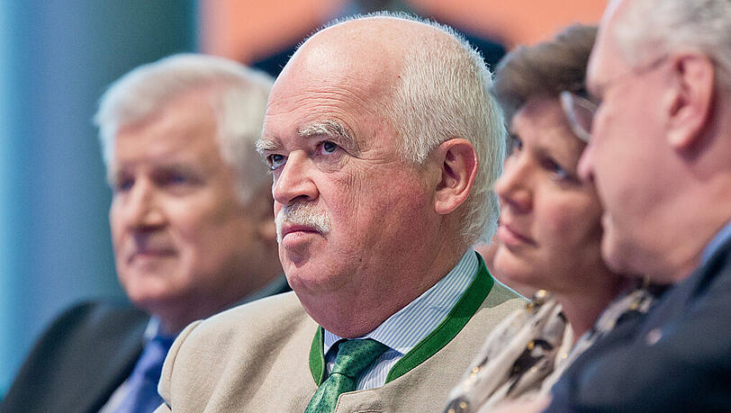 Politische Niederlage zum 65. Geburtstag: Das hatte sich CSU-Vize Peter Gauweiler nicht gewünscht. Politische Niederlage zum 65. Geburtstag: Das hatte sich CSU-Vize Peter Gauweiler nicht gewünscht.
