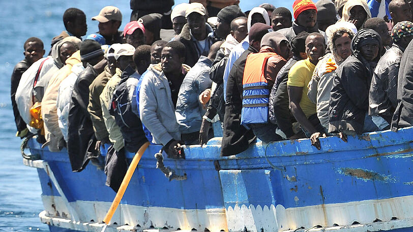 Hannelore Kraft fordert effektivere Abschiebeverfahren der Flüchtlinge aus den Maghreb-Staaten.