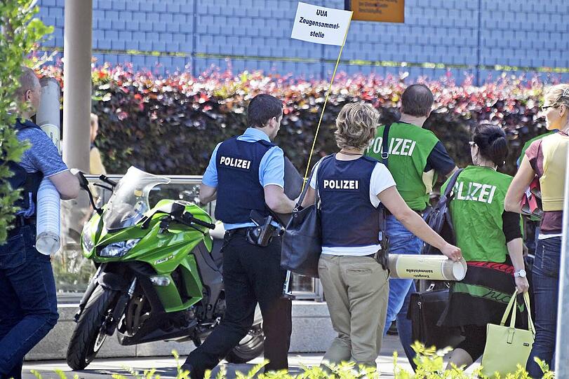 Die Polizei richtete eine Zeugensammelstelle ein, auch das Kriseninterventionsteam war im Einsatz.