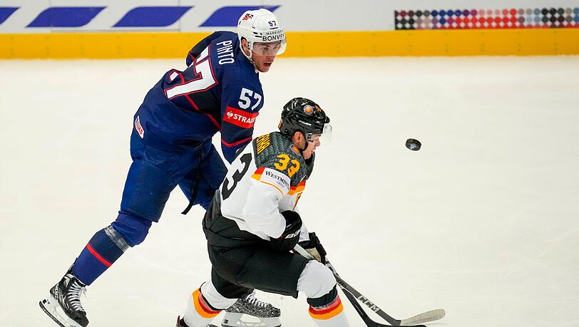 JJ Peterka will gegen Lettland endlich für das DEB-Team treffen.
