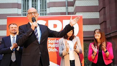 Gewählt wurde in Brandenburg - doch das gute Ergebnis für Ministerpräsident Dietmar Woidke (SPD) dürfte bis in die Berliner Bundespolitik ausstrahlen.