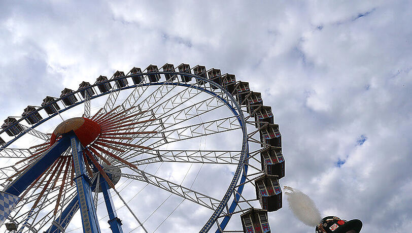 Für zahlreiche Wiesn-Besucher das Hightlight: Das Riesenrad mit Blick über ganz München. Für zahlreiche Wiesn-Besucher das Hightlight: Das Riesenrad mit Blick über ganz München.