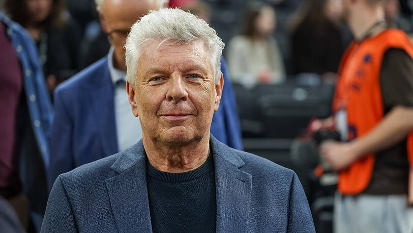 Jetzt hat Dieter Reiter &uuml;ber seine Anw&auml;ltin eine Stellungnahme bei der Regierung von Oberbayern zu seinen Nebent&auml;tigkeiten beim FC Bayern eingereicht.