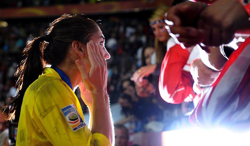 Schöne Hope Solo: So trauert die Amerikanerin nach dem verlorenem Finale gegen Japan