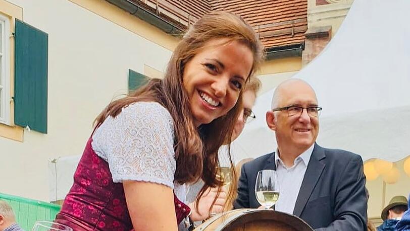 Beim Weinfest an der Blutenburg. Beim Weinfest an der Blutenburg.