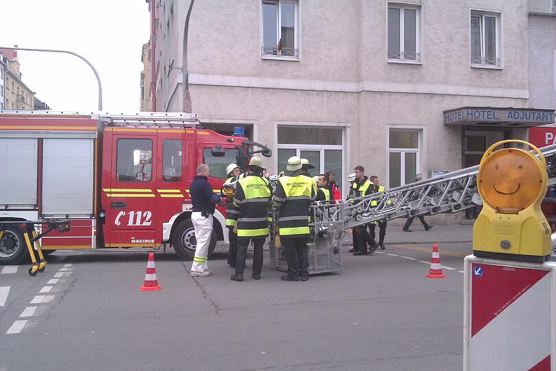 Spektakuläre Rettung in der Ludwigsvorstadt: Die Bilder vom Einsatz.