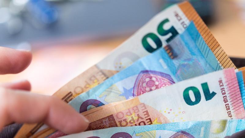 Nach Ansicht von Ökonomen ist vorerst nicht mit einem Inflationsschub zu rechnen. Nach Ansicht von Ökonomen ist vorerst nicht mit einem Inflationsschub zu rechnen.