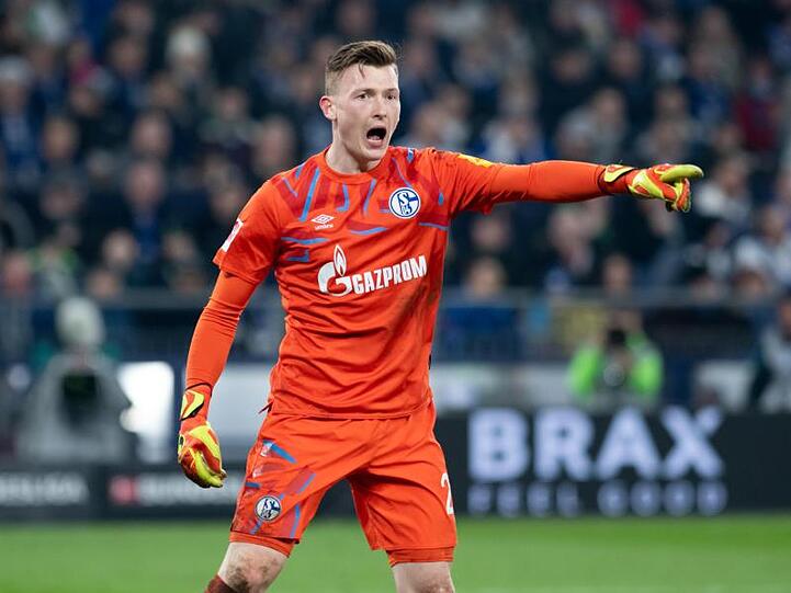 Schalkes Markus Schubert. Foto: Bernd Thissen/dpa/Archivbild