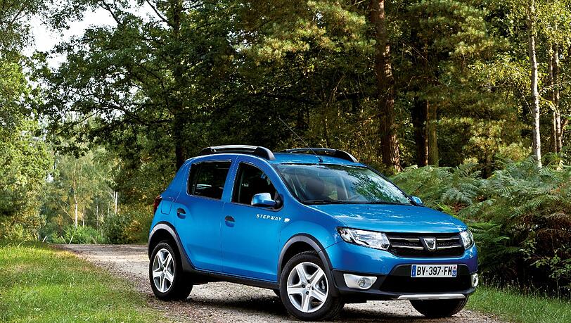 Als Stepway kostet der neue Dacia Sandero mindestens 9990 Euro. Als Stepway kostet der neue Dacia Sandero mindestens 9990 Euro.