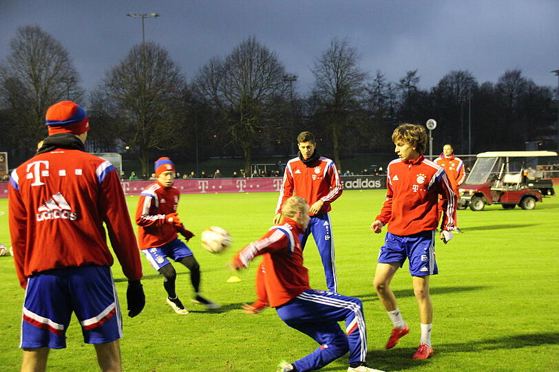 Vorbereitungen für die Rückrunde: Der FC Bayern startet ins Training. Die AZ war dabei. Die Bilder...