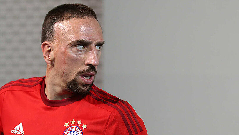 Sein bislang letztes Spiel bestritt Franck Ribery in der Champions League, am 11. März. Damals gewannen die Bayern im Achtelfinale 7:0 gegen Schachtjor Donezk. Der Franzose überragte und schoss ein Tor. Sein bislang letztes Spiel bestritt Franck Ribery in der Champions League, am 11. März. Damals gewannen die Bayern im Achtelfinale 7:0 gegen Schachtjor Donezk. Der Franzose überragte und schoss ein Tor.