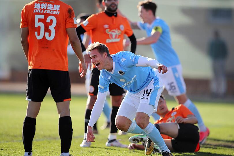 Die Bilder vom Testspiel der Löwen gegen Beijing Renhe