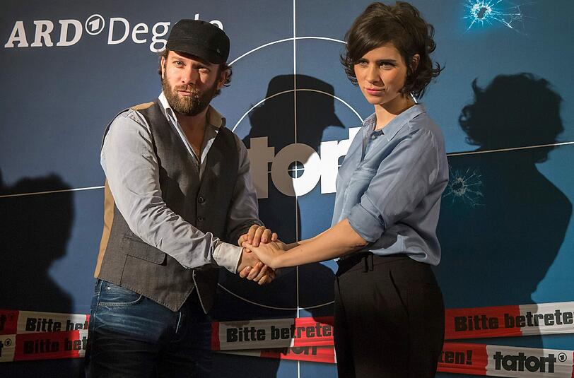 Ermitteln gemeinsam: Die Schauspieler Nora Tschirner als Kira Dorn und Christian Ulment als Lessing.
