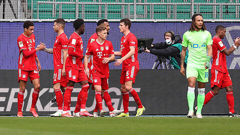 Der FC Bayern gewinnt gegen den VfL Wolfsburg mit 3:2.