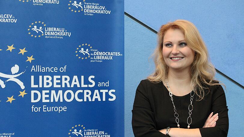 Nadja Hirsch (FDP) steht auf Listenplatz vier. Nach dem Absturz der Liberalen muss auch sie bangen. Nadja Hirsch (FDP) steht auf Listenplatz vier. Nach dem Absturz der Liberalen muss auch sie bangen.