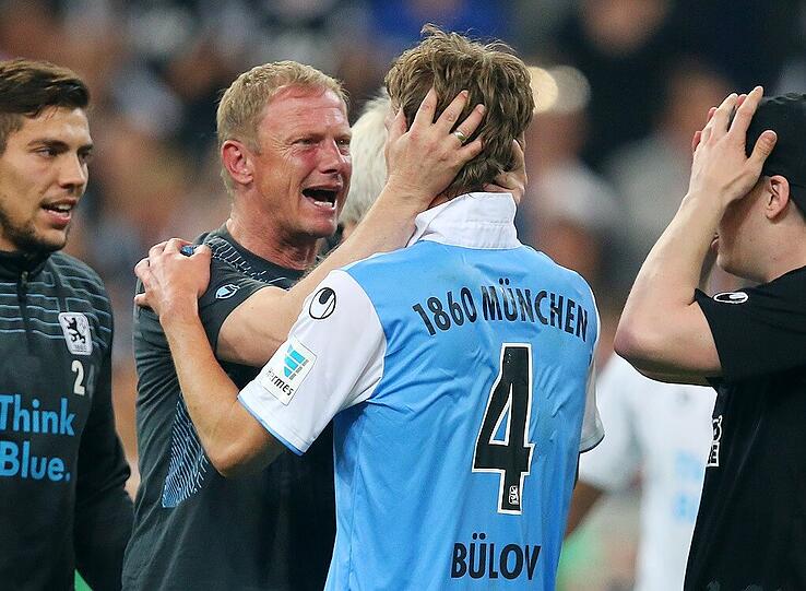 Retter Nummer Zwei: Trainer Torsten Fröhling. Er vertraute den vereinstreuen Löwen-Nachwuchs und führte die Sechzger erst in die Relegation. Fröhling hatte durch seine grundsolide, unaufgeregte Arbeitsweise seinen Anteil daran.