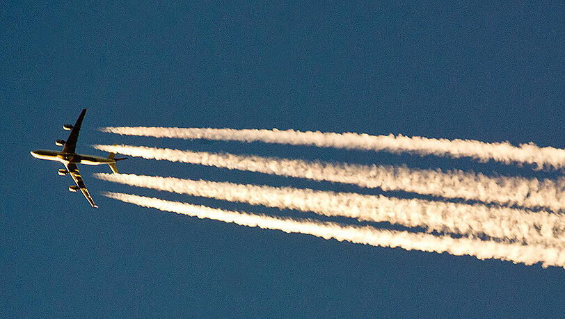 Der Flugverkehr macht mittlerweile 14 Prozent des gesamten Kohlendioxid-Ausstoßes in Bayern aus.