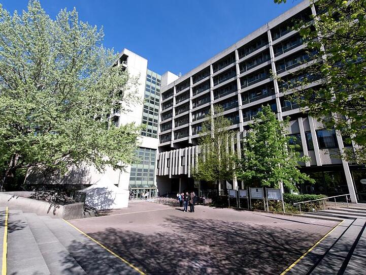 Das Gebäude für Amtsgericht, Landgerichte, Oberlandesgericht und Staatsanwaltschaft in München. Foto: Sven Hoppe/dpa/Archivbild