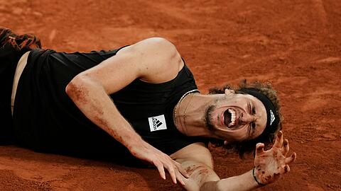 Alexander Zverev hatte sich im Halbfinale der French Open gegen Rafael Nadal schwer verletzt.