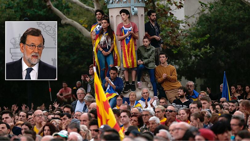 Katalonien strebt die Unabhängigkeit an, Spaniens Regierungschef Rajoy (kleines Bild) lehnt das strikt ab. Katalonien strebt die Unabhängigkeit an, Spaniens Regierungschef Rajoy (kleines Bild) lehnt das strikt ab.
