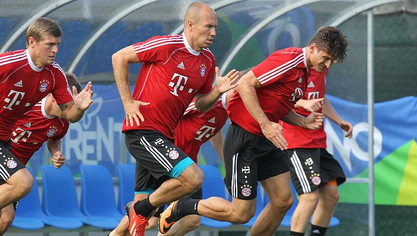Das erste Training von Arjen Robben in Riva. Das erste Training von Arjen Robben in Riva.
