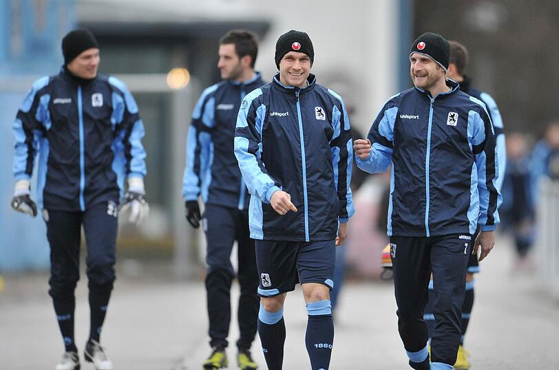 Jetzt geht's endlich wieder sportlich zur Sache: Der TSV 1860 startet in die Vorbereitung für die Rückrunde. Die Bilder vom Trainingsauftakt an der Grünwalder